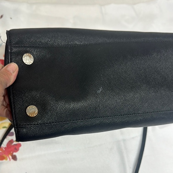 MICHAEL Michael Kors Black Tote with Textured Leather - Picture 8 of 14